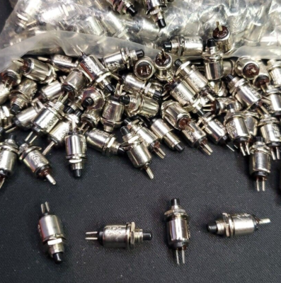 #ad Lot of 100 10PA019 Momentary On Pushbutton Switch Solder Terminals .5A @ 125va $49.99