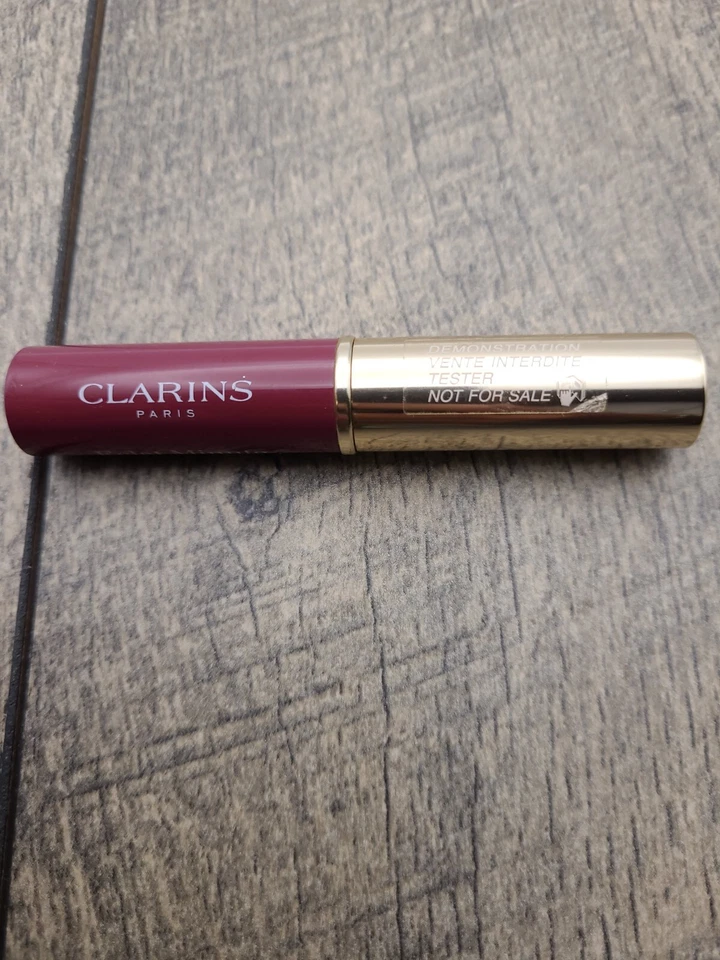Clarins Eclat Minute Bálsamo Labial Luz Instantánea Perfeccionador 08 Ciruela, Nuevo Ligero Daño Foto 2 de 4