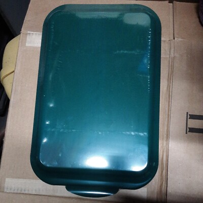 New Nordic ware Covered Cake Lasagna Pan 9x13 Green Usa Made