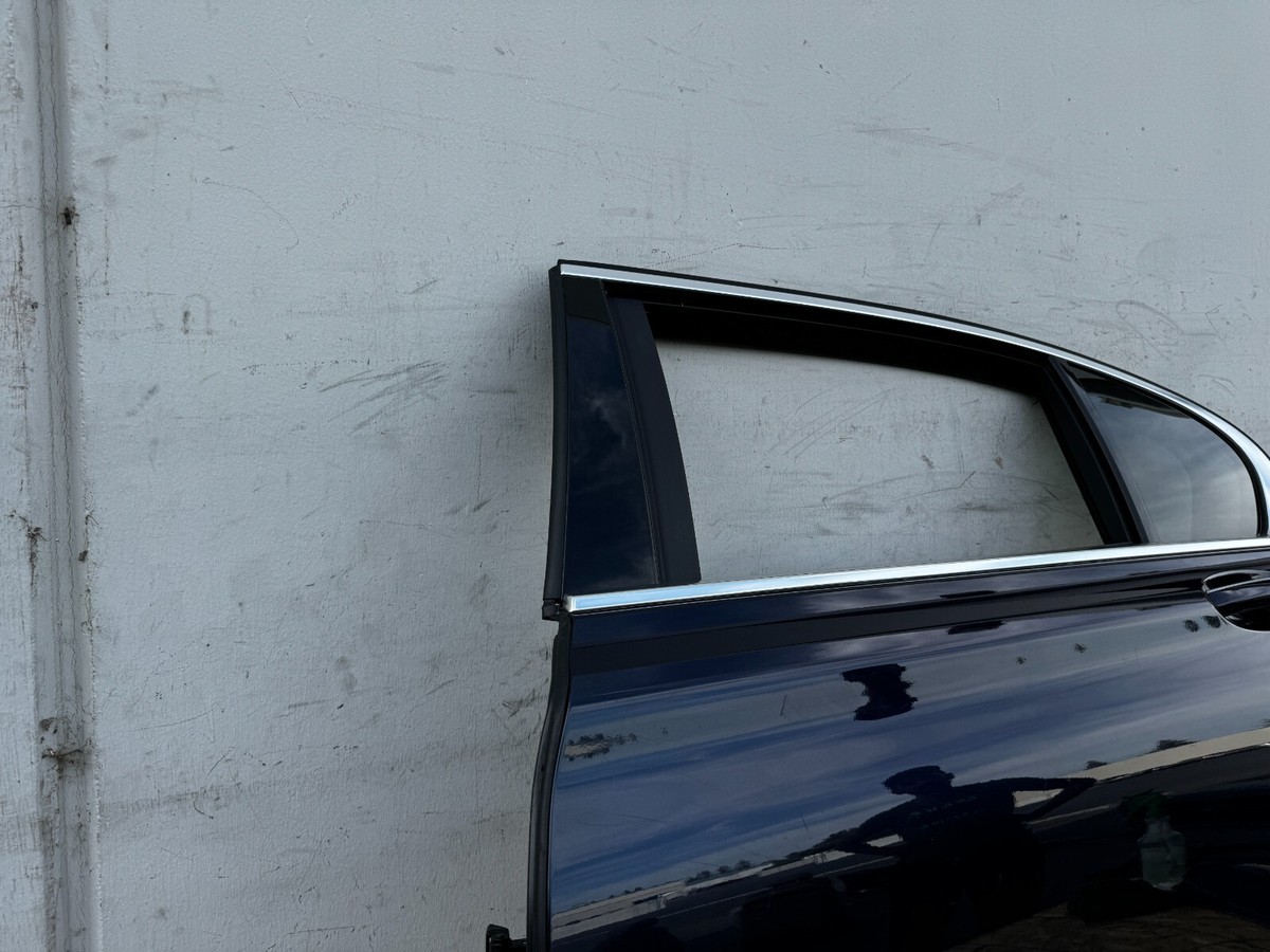 REAR LEFT DRIVER DOOR SHELL COMPLETE 41527423701 BMW 750 740 G12