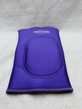 MATMAN KNEE PAD WRESTLING YOUTH BOYS SIZE-XS APPROXIMATE WEIGHT 40-70 POUNDS!!!!