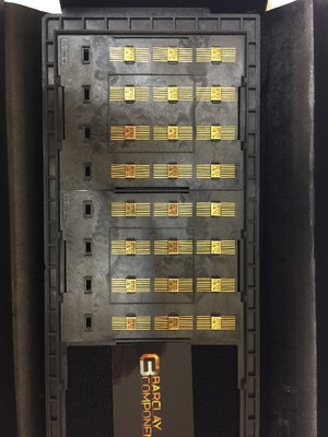 5962-H9652402VXC AeroFlex/Cobham H9652402VXC 24 Factory New in Box Gold Leads