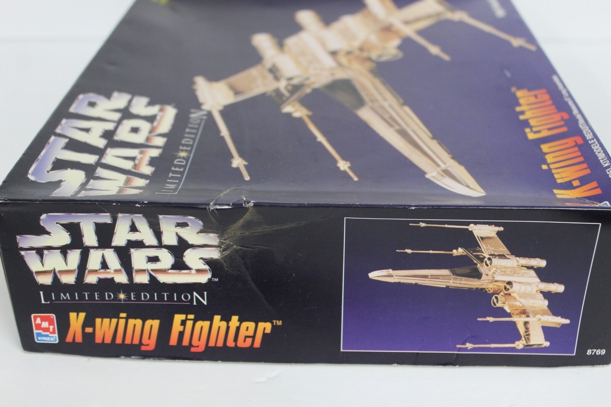 AMT ERTL Star Wars Kit X-Wing Fighter Limited Edition Gold Tone