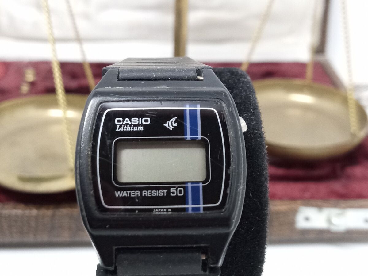 Vintage 1980's Casio Digital Tiny Marlin Watch 50w Japan Vintage 1980's Casio Digital Tiny Marlin Watch 50w Japan