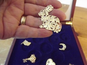 Authentic BROOCHES GOLD PLATED FILIGREE BROOCH u pick from 20 bumblebee butterfly sun moon