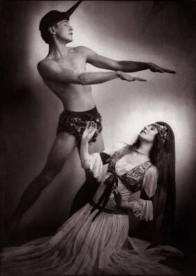 Austrian dancers Grete Wiesenthal and Toni Birkmeyer 1920s OLD PHOTO
