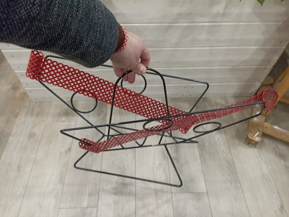 Porte Revues Papillon Vintage Tôle Rouge  Rigitule Perforée Années 50 Rockabilly - Photo 4/4