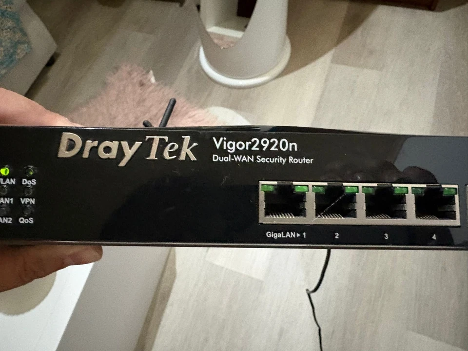DrayTek  Vigor 2920 - Bild 3 von 4