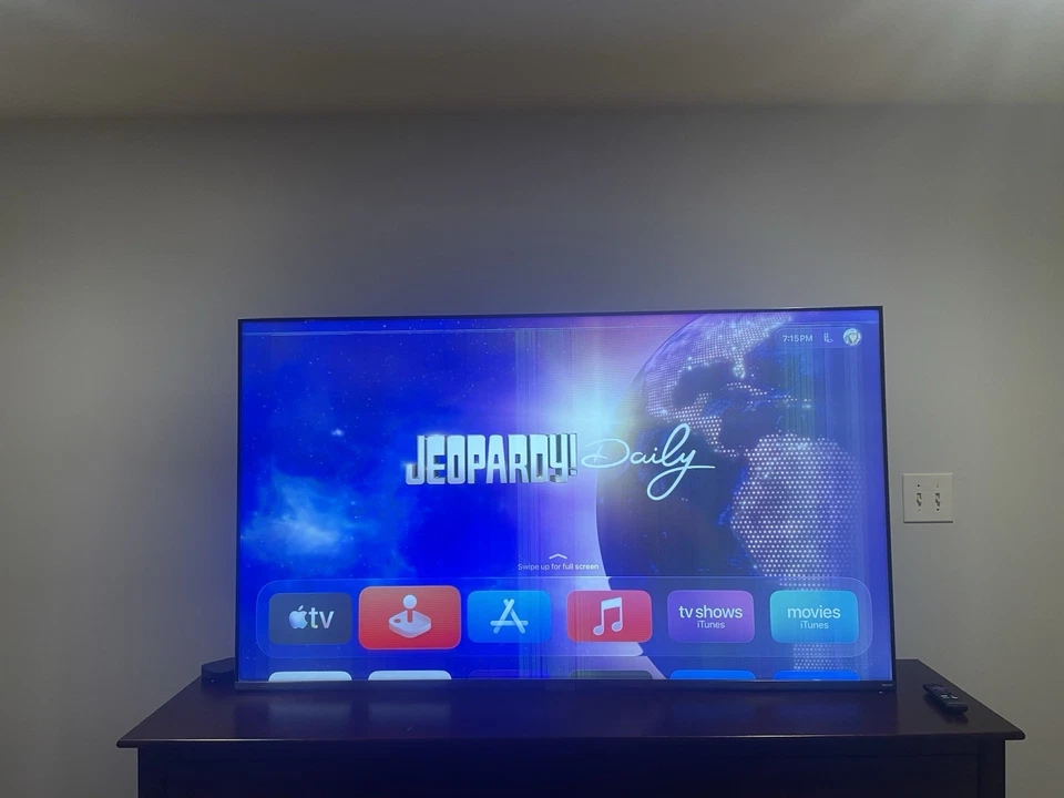 Smart TV TCL 65 pulgadas 4K UHD HDR QLED - SIN SOPORTES DE TV - PROBLEMA LEVE DE PIXELACIÓN Foto 4 de 4