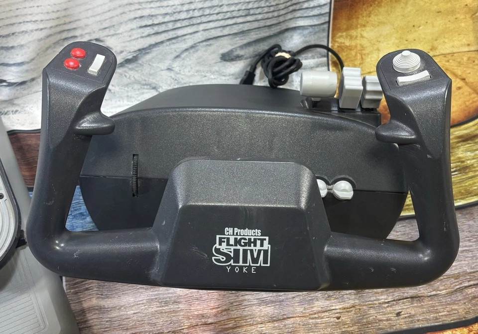 Flight Sim Yoke and Pro Pedals by CH Products|PC Simulator Game |FSY211U•PPU995 - Image 3 of 4