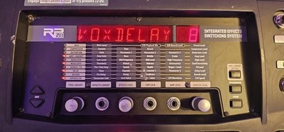 DigiTech RP500 Multi-Effects Guitar Pedal - 3 missing knobs work TESTED No PSU!
