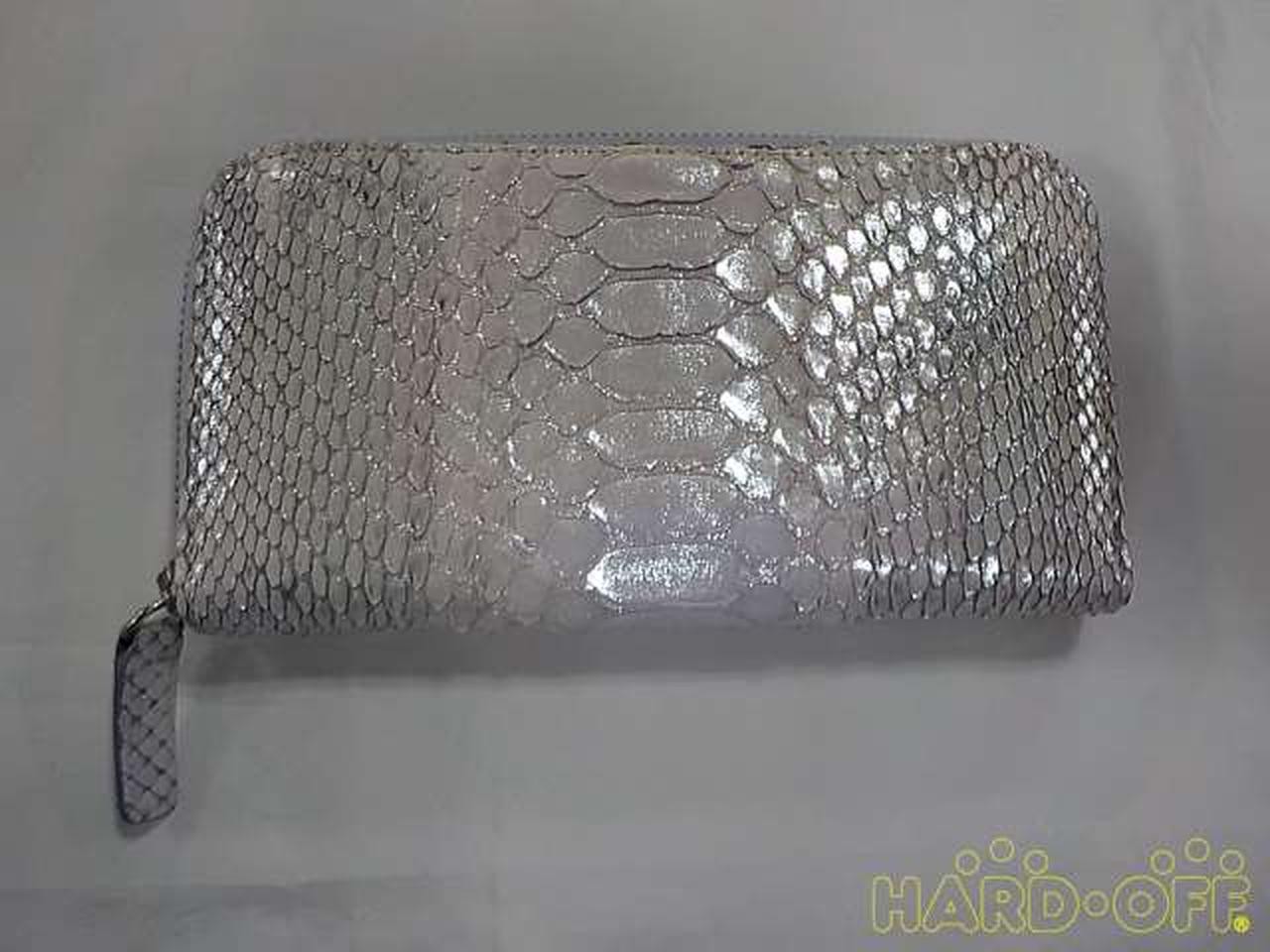 Round zip long wallet Model Lavender Python SILVA… - image 3