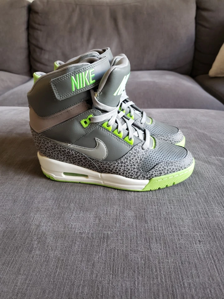 Размер 7,5 - Nike Sky Hi женщин скрытый на танкетке лайм зеленый серый - никогда не носили! - Изображение 4 из 4