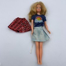 Bambola Barbie MATTEL Skipper Crescita 1974 Vintage con Gonna - HONG KONG
