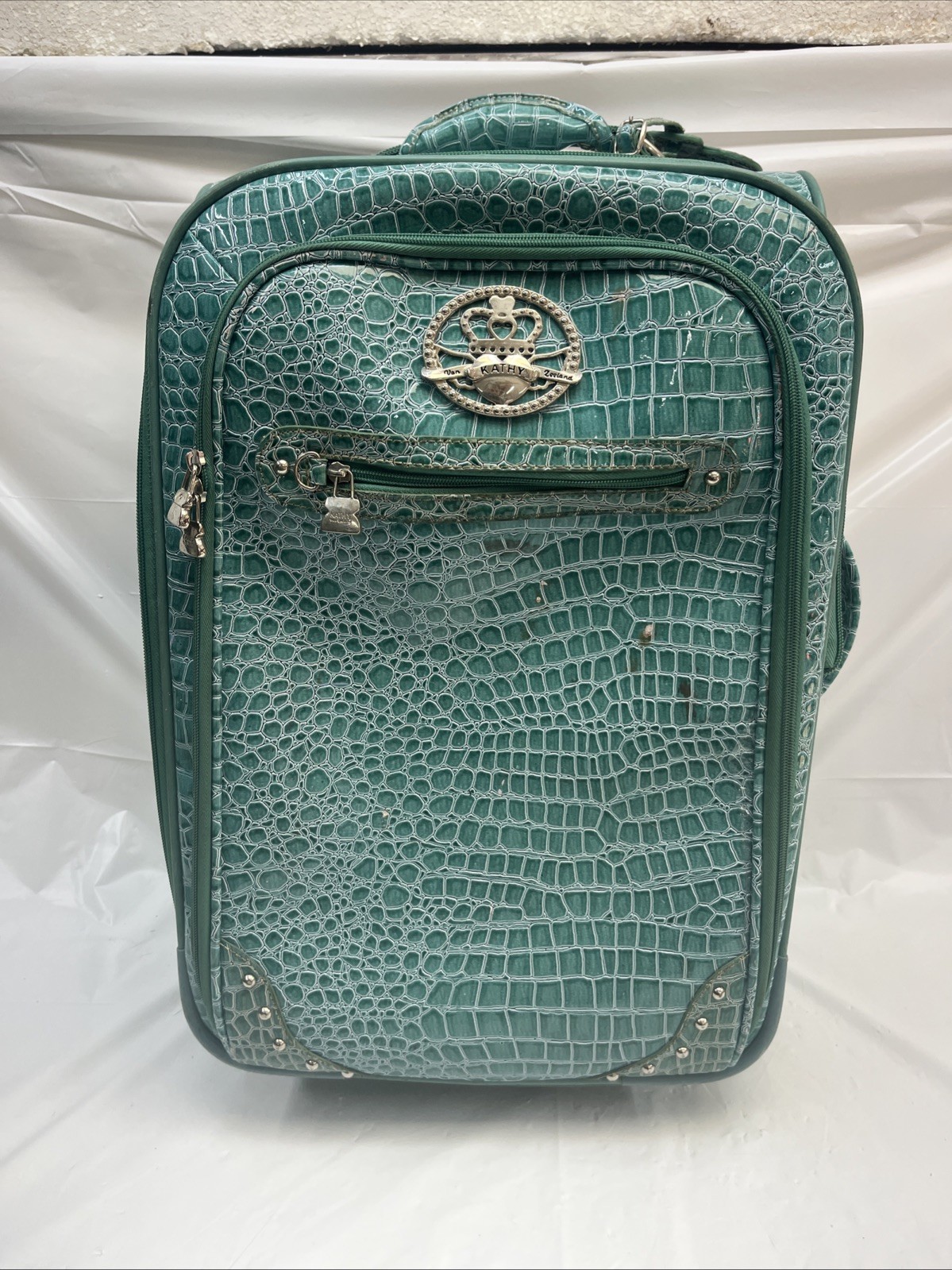 Lightweight Expandable Black
