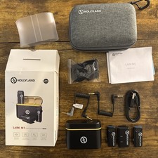 Hollyland Lark M1 Duo Wireless 2-Person Microphone System with Charging Case