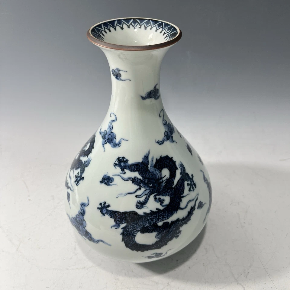 ВИНТАЖНАЯ СИНЕ-БЕЛАЯ китайская императорская ваза ДРАКОН Yuhuchunping 1960-1980 - Изображение 2 из 4
