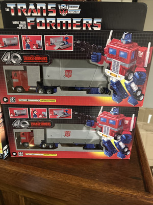 NEW Transformers G1 Optimus Prime with Trailer -  40th Anniversary Retro Reissue