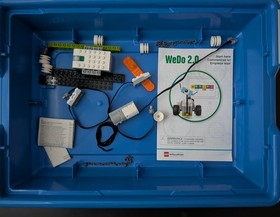 LEGO Education WeDo 2.0 Core Set Robot Programming Robotics 45300 Wh21