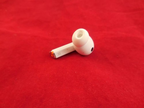 Samsung Galaxy Buds3 Pro True Wireless Replacement Right Earbud-White (SM-R630) - Picture 2 of 3