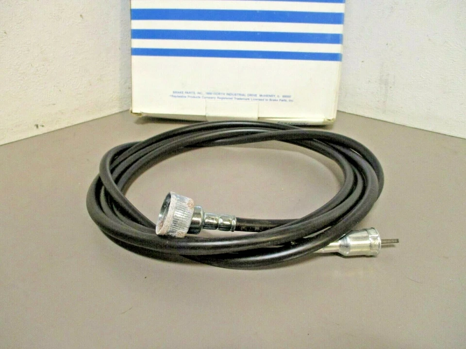 Cable velocímetro Raybestos 48498 GM conexión rápida tuerca 7/8"-18 100" longitud Foto 2 de 4