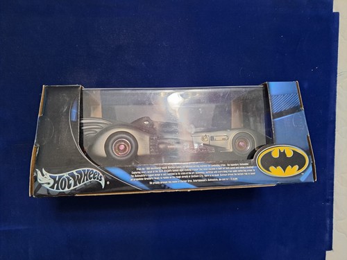 BATMOBILE Battle Damaged Limited Edition 1989 1:18 HOT WHEELS NEW SEALED RARE - Picture 3 of 3