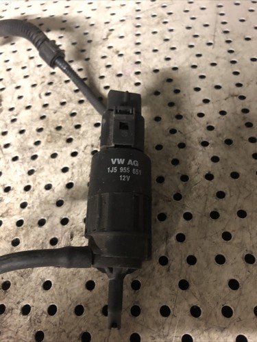 1J5955651 1x Waschwasserpumpe Pumpe Scheibenwaschanlage original VW Passat