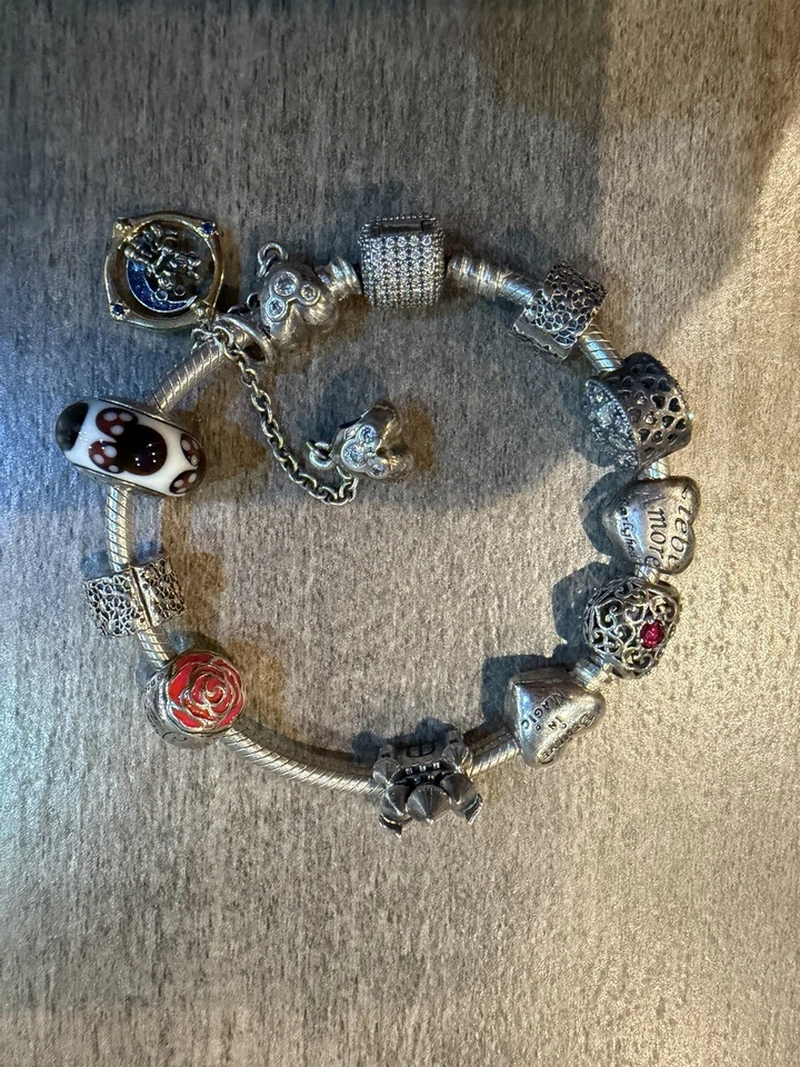 Pulsera Pandora Disney Charm Foto 4 de 4