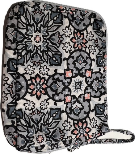 New With Tags Vera Bradley Lighten Up Wipes Pouch Diaper Bag Case A Must Have - Picture 5 of 5