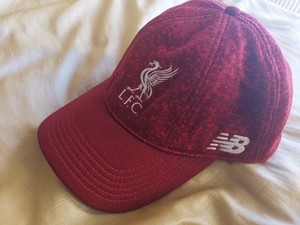 liverpool cap new balance black