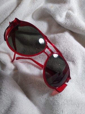 American Optical Sunglasses Vintage Marked AO onLenses RedFrame  Impact Resistan