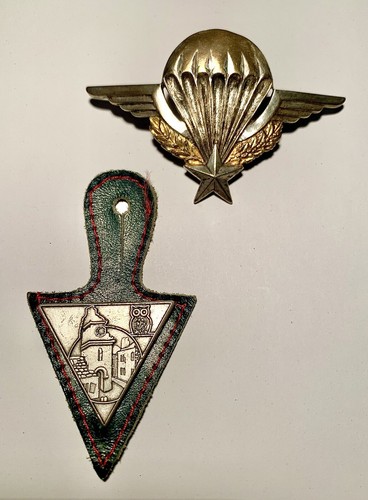 BROCHE FEDERATON FRANCASE DES RANDONNEURS PEDESTRES | eBay