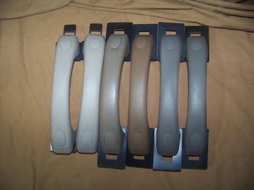 1999-'06 Roof Grab Bar for Sierra, Silverado or SUV - Picture 2 of 5
