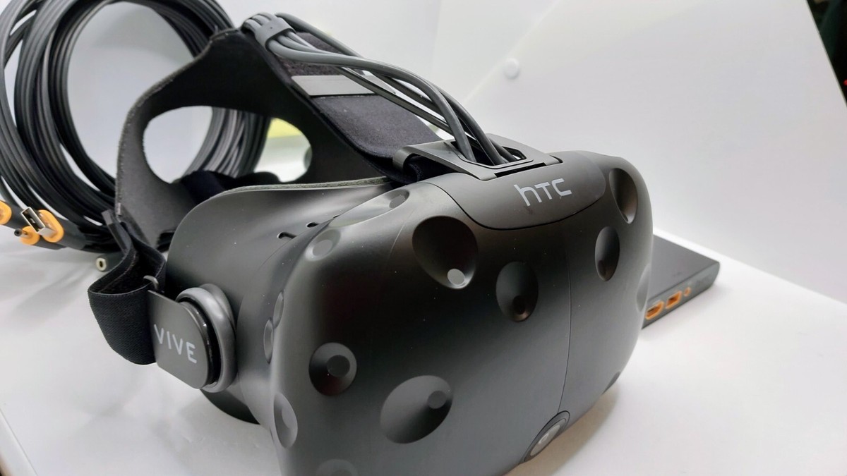 【ジャンク】HTC VIVE VR 🔥 HTC VIVE Virtual Reality VR Headset ONLY 🔥 + Cables +