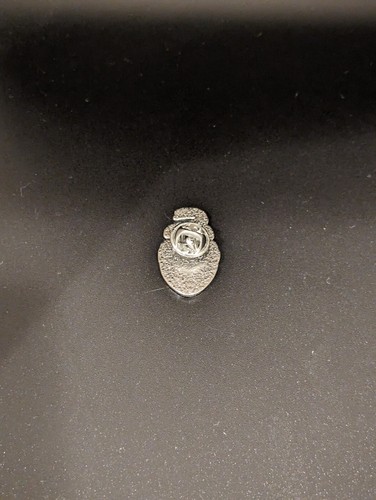 THE INVISIBLE MAN, Universal Monsters, Soft Enamel Pin - Picture 2 of 2