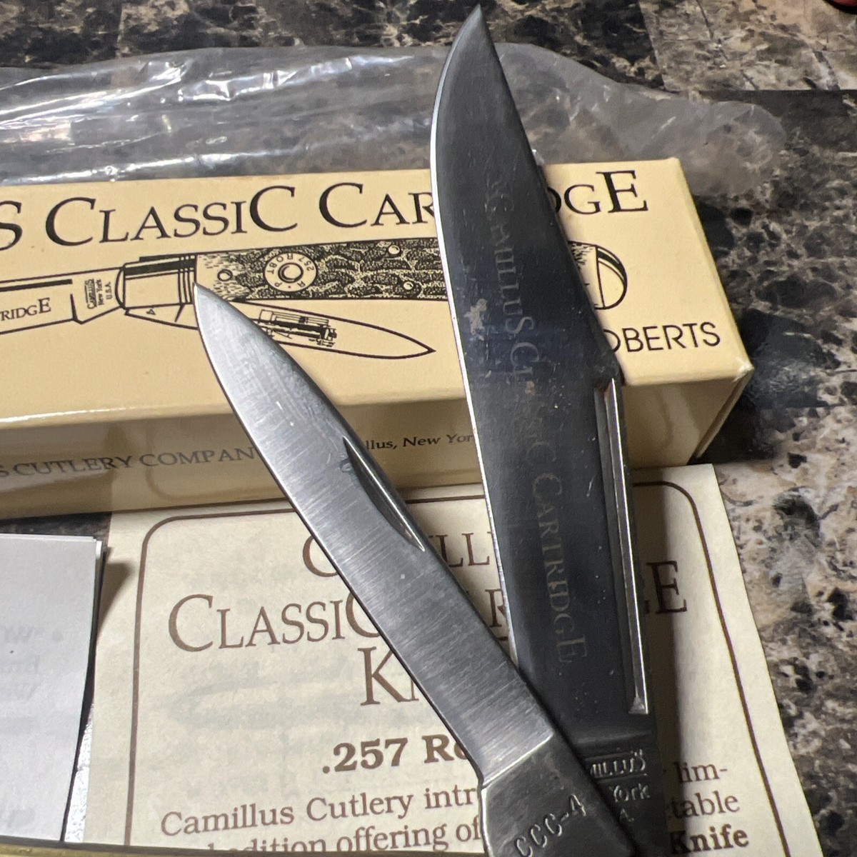 Camillus Classic Cartridge Knife .257 ROBERTS w/ Box Camillus Classic Cartridge Knife .257 ROBERTS w/ Box