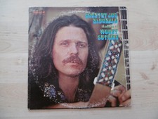 Country Joe McDonald Autogramm signed LP-Cover "Thinking of Woody Guthrie" Vinyl