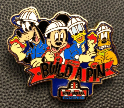 Disney pin 13321 Goofy Mickey Donald Pluto Build A Pin Countdown 1 day hard hat