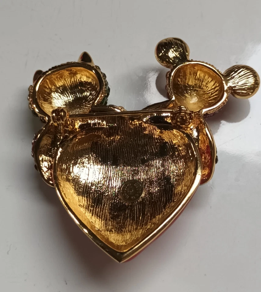 Butler & Wilson Cat Mouse Heart Brooch Multicolor Crystals Statement Pin Boxed - Image 4 of 4