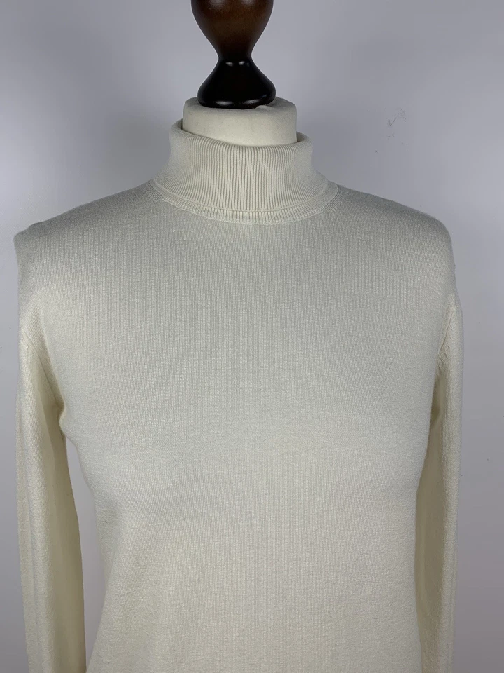 Weekend Max Mara Turtleneck Sweater Women’s Size M Ivory Luxury Designer Top - Image 2 of 4