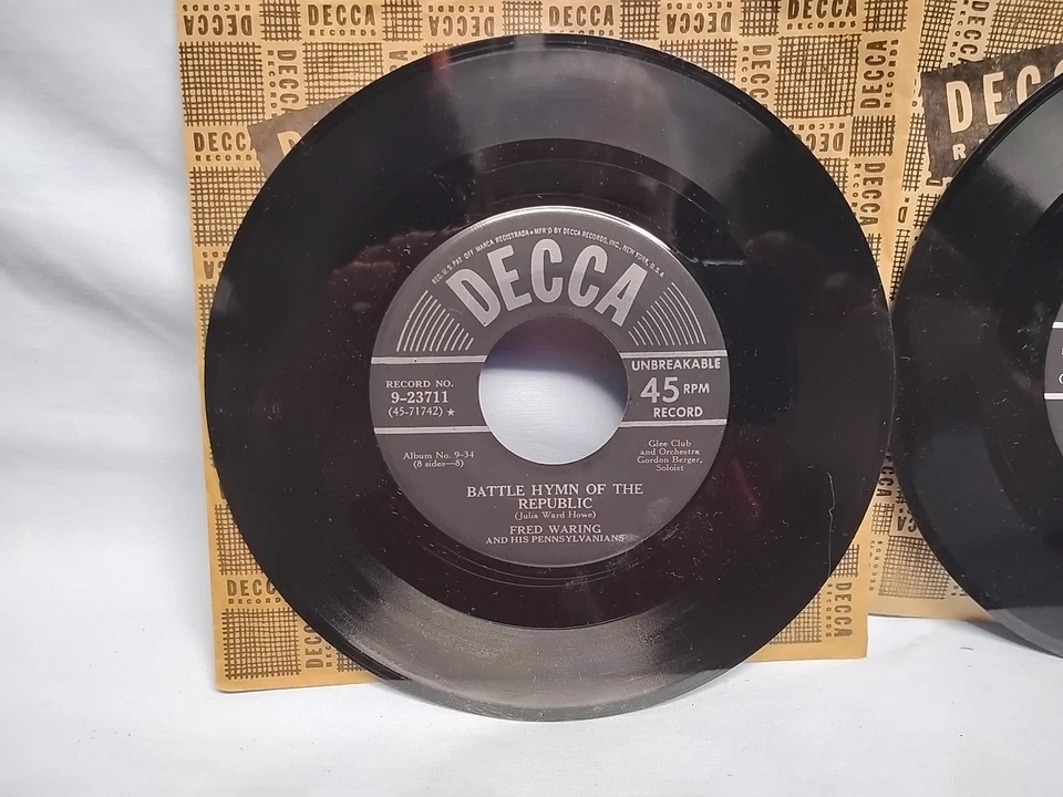 Fred Waring Glee Club Songs Of Devotion Vol One 45 RPM Box Set Decca 9-34 1945 - Image 4 of 4