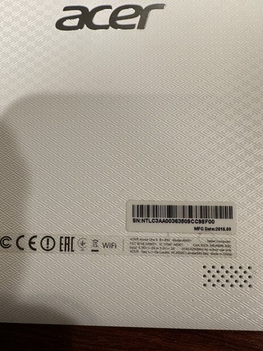 Acer Iconia One 8 Tablet Pc B1-850 16Gb Wi-Fi 8-inch Screen (White) Plus Xtras - Picture 3 of 9