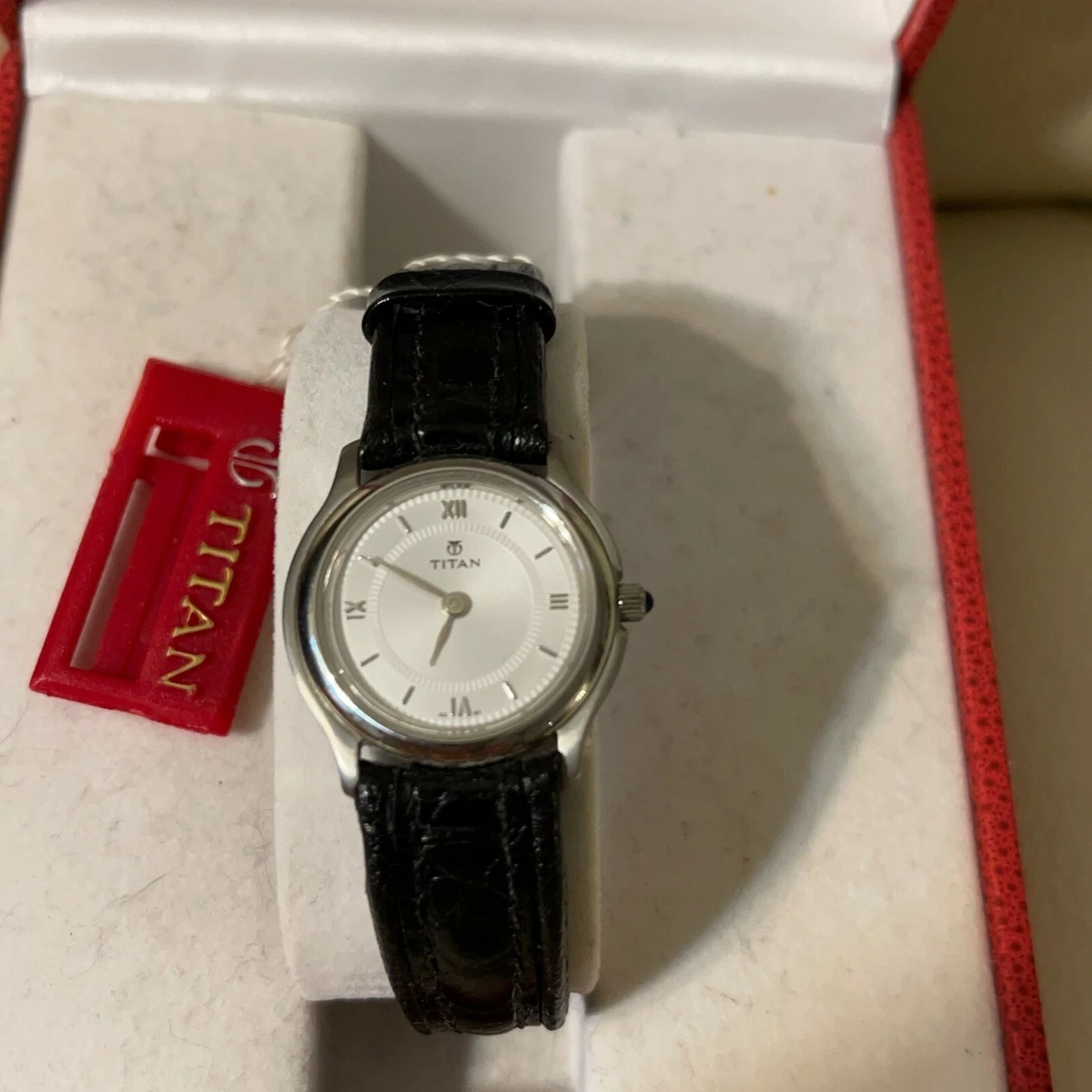 Titan sapphire crystal outlet watches