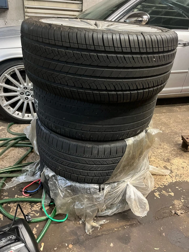 wheels and tires Foto 2 de 2