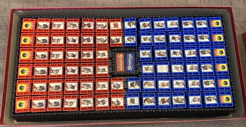 Stratego Board Game Milton Bradley 1996 Capture the Flag EXCELLENT FAST SHIP VTG - Image 3 of 4