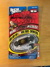 RYAN MCGINNESS / Sponsorship Show 2002 Art Tech Black Label Deck / Signed