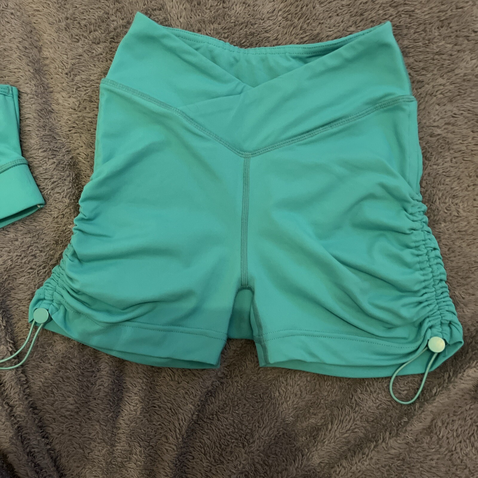 BRAND NEW BO&TEE activewear set XS in turquoise image 2