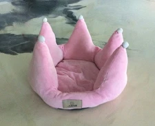 Pink Plush Crown Pet Bed