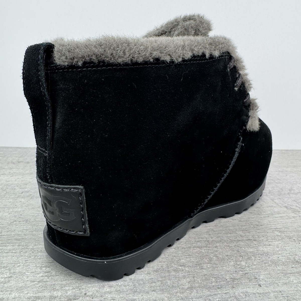 Ugg Pumped Lace Up Shoes/Boots - Black - 1158261 Women's Size 8 | eBay