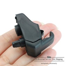 670028335 Sun Visor Clip Hook Retainer For Maserati Ghibli Levante Quattroporte